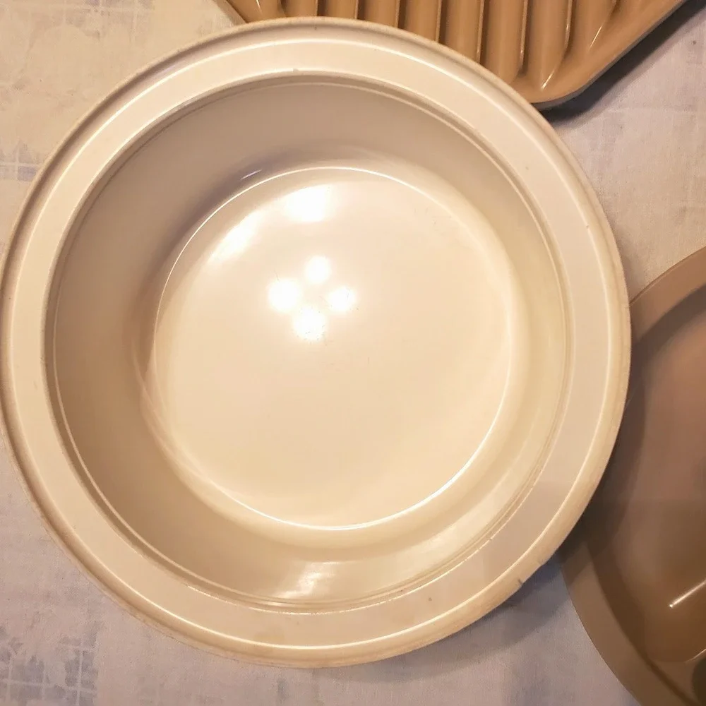 Lot 5 Microwave Cookware Anchor Hocking Divided Plate Roaster Grill Casserole